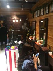 点击看大图 -MONE美发沙龙