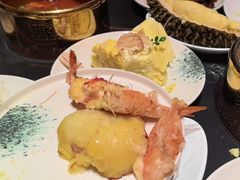 -雍容荟帝王蟹活龙虾展台自助(IFS黑金店)