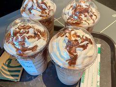 -星巴克(上海虹桥南丰城办公楼店)