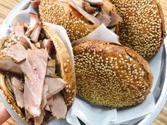 烧饼夹肘子-老四烧饼铺(丽源路店)