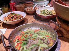 -吃饭皇帝大土家民族菜(正大广场店)