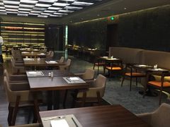 -BLU 全日制餐厅(上海安曼纳卓悦酒店)