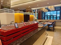 -亚龙湾希尔顿自助餐厅·海鲜·烧烤·沙滩BBQ·现场乐队