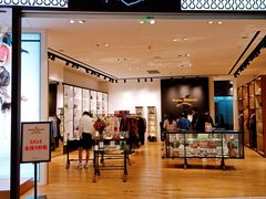 -Vivienne Westwood(上海来福士广场店)