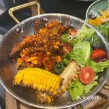 在国王冰室吃到了惊喜的汉堡和松饼冰淇淋