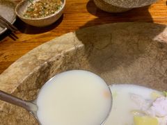 -滇香肴·云南菜蒸汽石锅鱼(云南北路店)