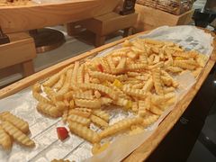 -四海一家自助餐(益田假日广场店)