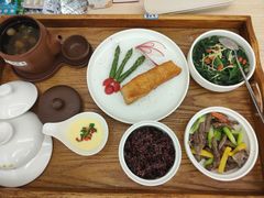 -雪梅月子中心(华侨城店)