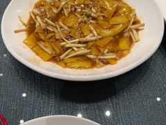 -凤凰园烤鸭店·唐山菜·传承花椒肉(老唐丰路店)
