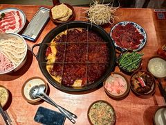 -周小明火锅(黑金冠社区店)