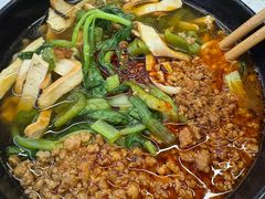 肉酱面加青菜加豆干-华山医院-食堂