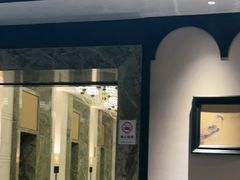 -万泊酒店(长沙五一广场国金中心店)