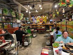大堂-钢管厂歆瑞源油卤串串香(春熙路太古里店)