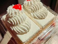 -红宝石·鲜奶小方·海派西点房(控江店)