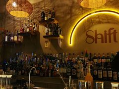 -Shift cocktail bar鸡尾酒吧