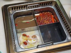 -巴渝瓦肆重庆鲜火锅(宝龙环湖店)