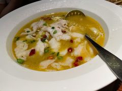 老坛酸菜鲩鱼-缪氏川菜(深圳北站缤果空间店)