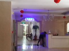 -鑫隆温泉酒店