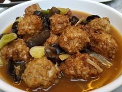 -蔼若春.传承三十年云南菜(金碧公园店)