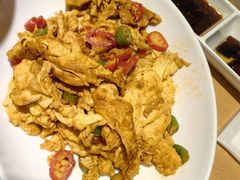 -关东小磨东北菜(上海长风大悦城店)