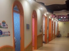 -蓝旗亲子游泳(范湖万达广场店)