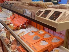 -沪上阿姨·臻选茶饮(上海环球港店)