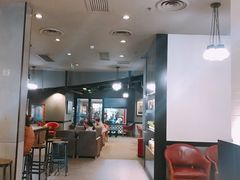 大堂-星巴克(哈尔滨新一百店)