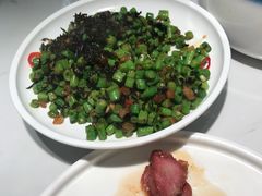 肉末豆角-芳满庭粤菜餐厅(丹阳吾悦店)