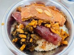 -梁阿婆廿年老牌扣肉糯米饭
