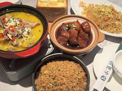-小菜园新徽菜(镇江丹阳吾悦店)