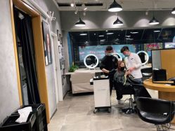 -时尚殿堂明星门店