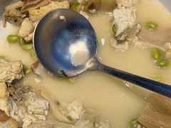 -香山湖渔家大院