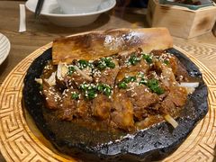 -蜜桃餐厅·伴山(湖滨商业街店)