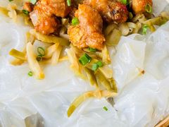 榨菜排骨蒸陈村粉-悦湖公馆