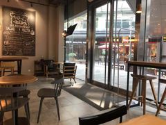 大堂-HELLO 27 意面·沙拉·帕尼尼