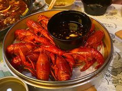 -巴厘龙虾·榜首油焖大虾(音乐学院·沿江酒馆店)