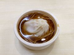 -莱莱小笼·乔艾