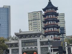-绳金塔
