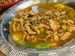 -有红鸡毛店·川菜(建设路店)