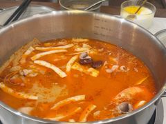 -喃喃椰·糟粕醋·椰子鸡火锅(七堡花园店)
