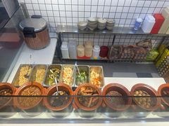 -红猪卤肉饭(大西洋美食城店)