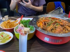 -胖哥俩肉蟹煲(济南世茂国际广场店)