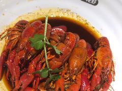 -龙巢盱眙龙虾·牛蛙·烧烤宵夜(八卦岭店)
