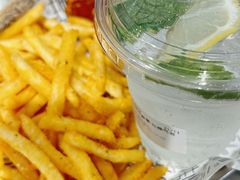 -TRIPS BURGER(大钟寺店)