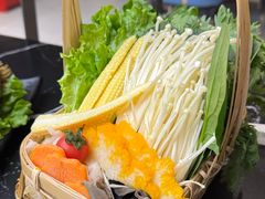 -湊湊火锅·茶憩(颐堤港店)