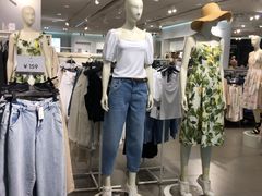 -H&M(来又来时尚购物广场店)