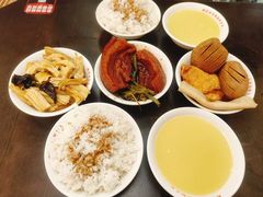 -赵家好米干饭把子肉(小纬六路店)