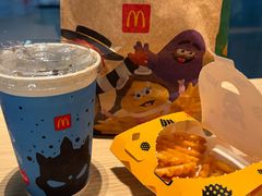 -麦当劳(轻轨曹杨路店)