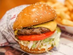 -The Habit Burger Grill 哈比特汉堡(复兴soho店)