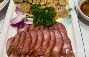 Harbin Sausage Roll Pan-Fry